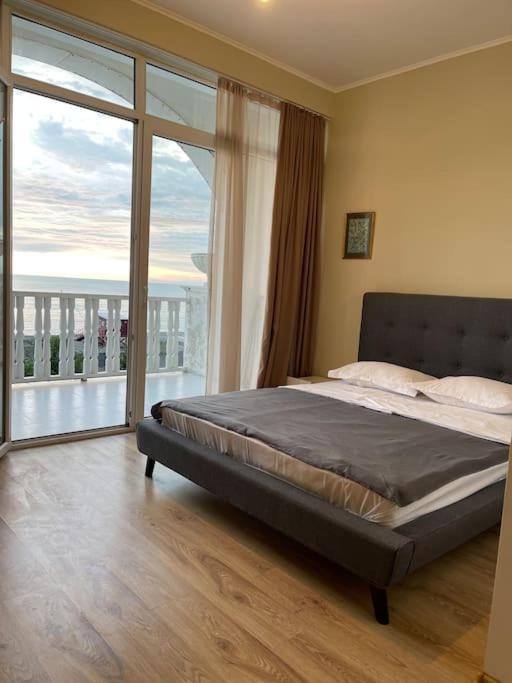 Sea View Studio Apartment In Gonio-Kvariati Exterior foto