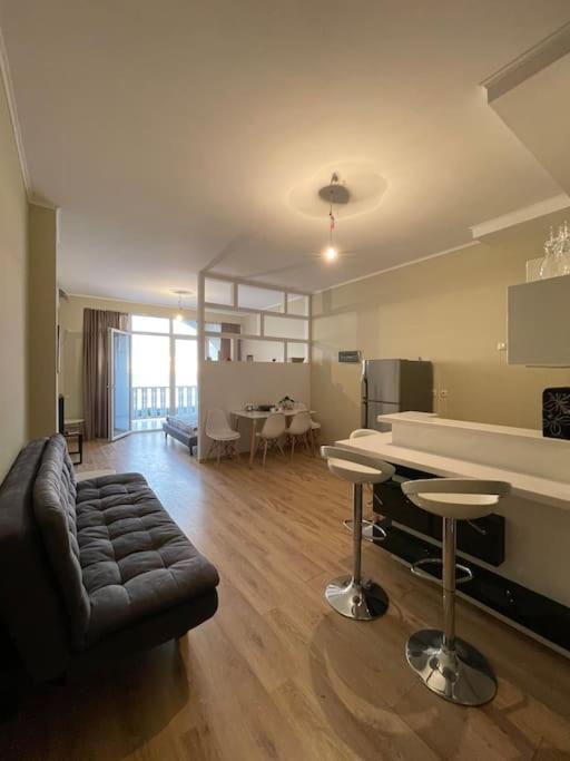 Sea View Studio Apartment In Gonio-Kvariati Exterior foto